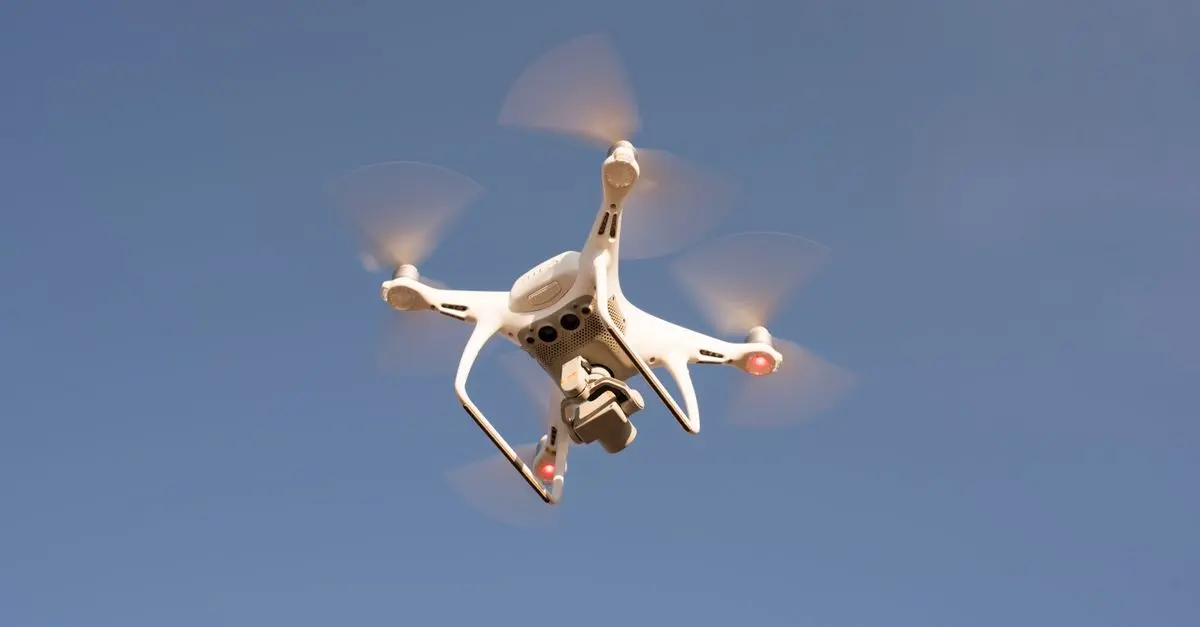 Drones pour enfants sécurisés : Guide d'achat complet